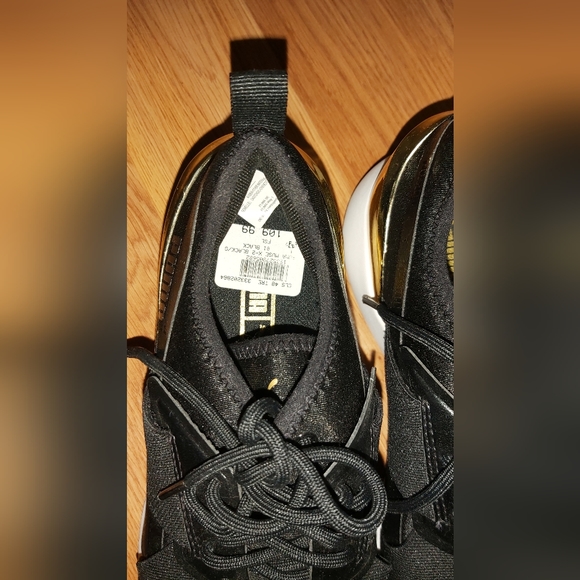 Puma Sneakers - Picture 3 of 4